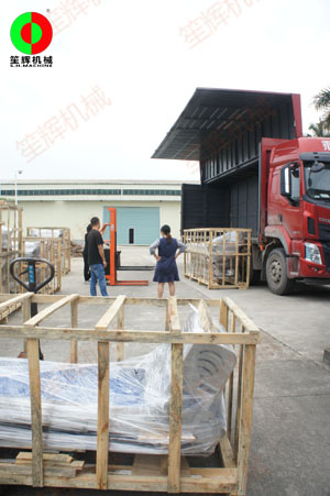 多功能洗菜機(jī)等一批蔬菜清洗加工設(shè)備發(fā)貨交付客戶,！